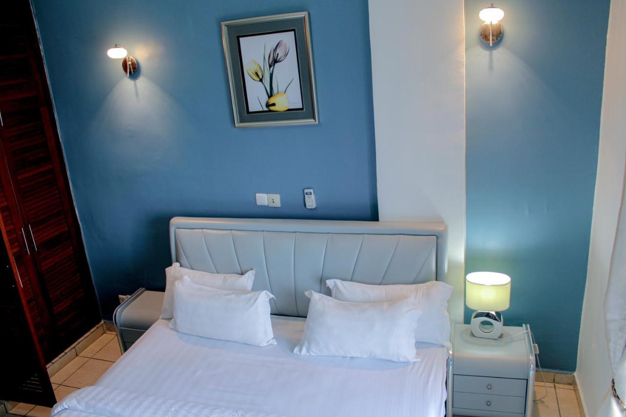 Residence Le Carat Bonapriso Ντουάλα Εξωτερικό φωτογραφία