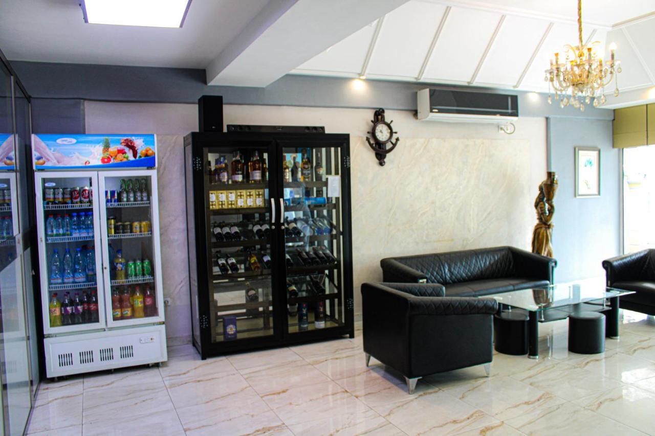 Residence Le Carat Bonapriso Ντουάλα Εξωτερικό φωτογραφία