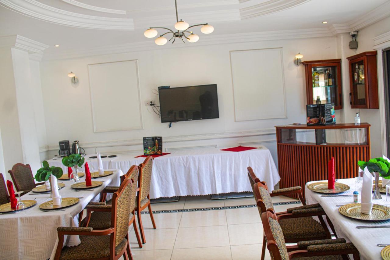 Residence Le Carat Bonapriso Ντουάλα Εξωτερικό φωτογραφία