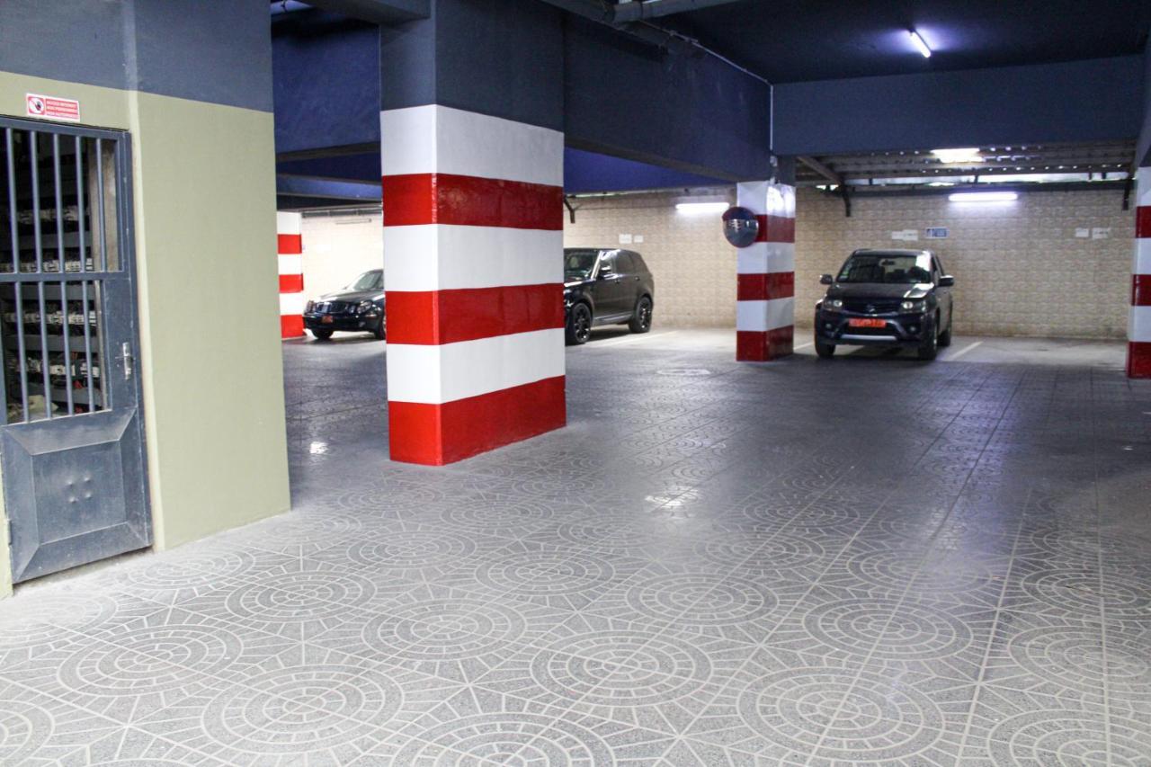 Residence Le Carat Bonapriso Ντουάλα Εξωτερικό φωτογραφία