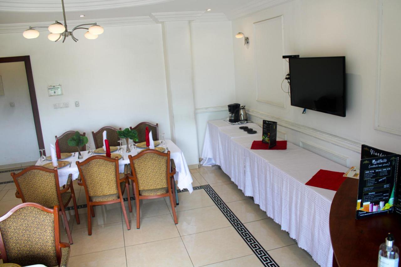 Residence Le Carat Bonapriso Ντουάλα Εξωτερικό φωτογραφία